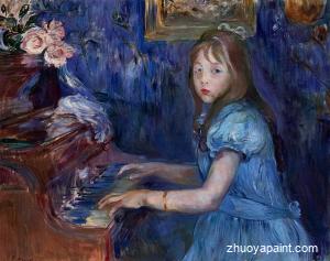 Lucie Leon at the Piano